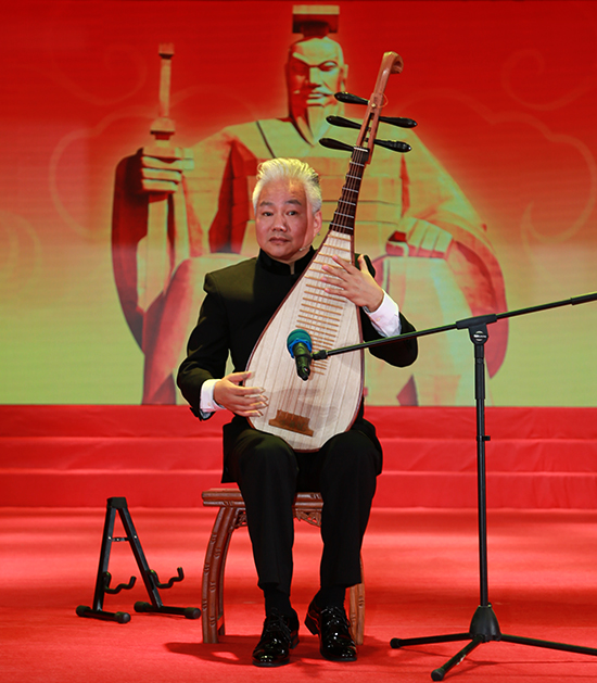 方锦龙现场演奏各种乐器领略古代乐器之美